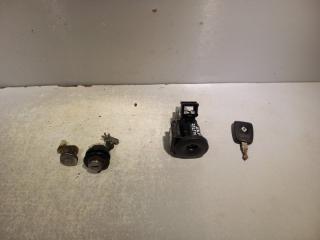 Замок зажигания RENAULT DUSTER 2016 F4RE410 Замок зажигания RENAULT DUSTER 2016 F4RE410