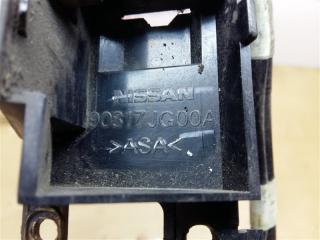 Кнопка открывания багажника NISSAN X-TRAIL T31