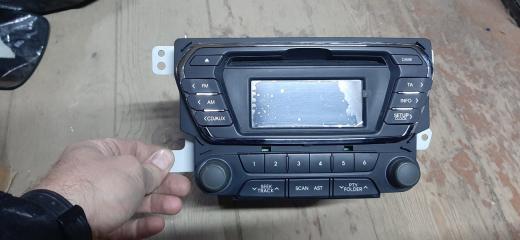 Магнитола Kia Rio 2014 Магнитола Kia Rio 2014