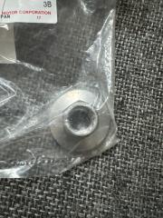 Гайка Lexus RX 500h