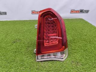 Фонарь правый Chrysler 300C контрактная