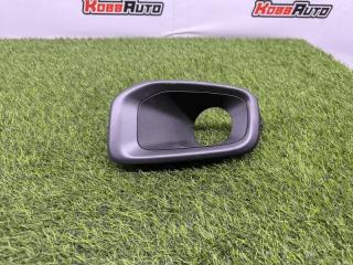 Рамка противотуманной фары передняя левая Jeep Renegade контрактная