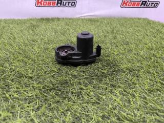 Электронный блок на суппорт задний Ford Mondeo 2014- Электронный блок на суппорт задний Ford Mondeo 2014-