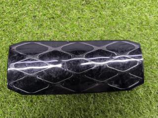 Накладка под дистроник Genesis G70 рест