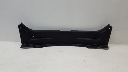 Накладка замка багажника Toyota Camry 2018- V70 5838733140C0 Б/У