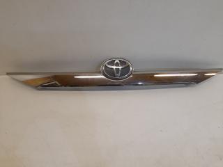 Накладка крышки багажника задняя Toyota Camry 2011-2014