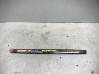 Накладка крышки багажника Toyota Land Cruiser 200 БУ