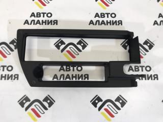 Запчасть накладка cd чейнджера BMW X3 2005