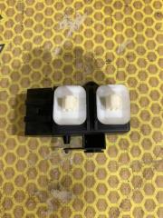 Блок управления подогревом сидений Volkswagen Polo 5 2019 CWVA