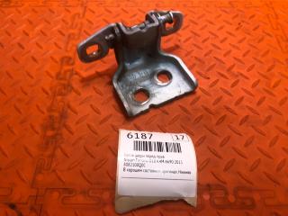 Петля двери правая передняя Nissan Terrano D10 2015 K4M A690 Петля двери правая передняя Nissan Terrano D10 2015 K4M A690