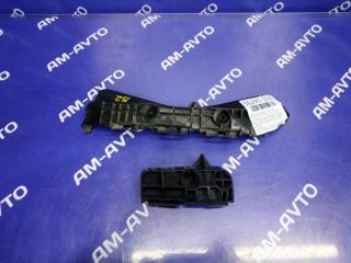 Крепление бампера заднее правое TOYOTA AURIS 2009 ZRE152 2ZR-FE 52562-12110 контрактная