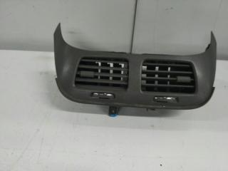 Запчасть дефлектор торпедо центральный Chevrolet Cobalt 2011
