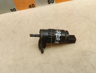 Насос омывателя Skoda Octavia A5 Насос омывателя Skoda Octavia A5