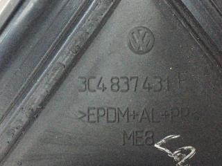 Уплотнитель стекла Passat 2010 B7 1.6 TDi