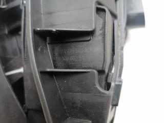 Педаль газа Tiguan 2012 2.0 TDi