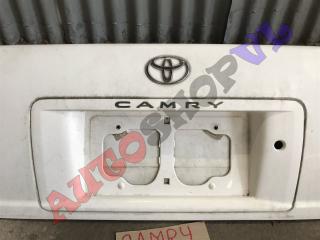 Крышка багажника TOYOTA CAMRY SV40