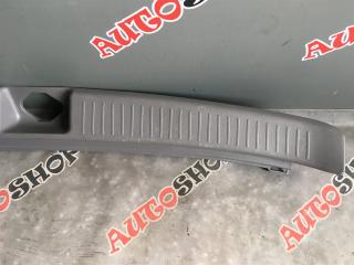 Накладка замка багажника TOYOTA VISTA ARDEO AZV50 Накладка замка багажника TOYOTA VISTA ARDEO AZV50