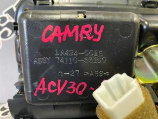 Пепельница CAMRY 09.2001 ACV30 2AZFE