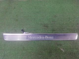 Накладка порога с подсветкой передняя правая Mercedes-Benz S-Class