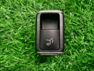 Кнопка закрытия крышки багажника Mercedes-Benz GLE-Class