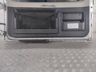 Крышка багажника Mitsubishi Pajero 3.2 DiD