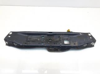 Планка под капот Opel Zafira 2006