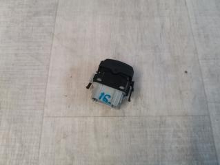 Кнопка обогрева сидений Duster 1 2012 1.5 K9K884