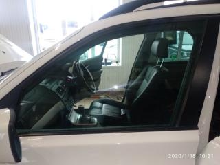 Стекло двери переднее левое BMW X3 2003-2010