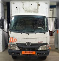 Стекло лобовое переднее Toyota Dyna XZU304 новая