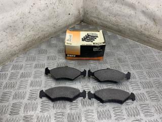 Тормозные колодки переднее Ford Fiesta JH новая