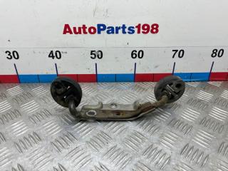 Крепление глушителя левое Toyota Camry V40 2008 2GRFE Крепление глушителя левое Toyota Camry V40 2008 2GRFE