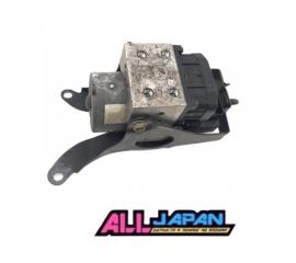 Блок ABS SUBARU Forester 2001 SF5 EJ205 27531FC000 контрактная