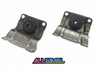 Комплект кронштейнов крепления радиатора SUBARU Impreza WRX STI 2003 - 2005 GDB EJ207 45124-FE010 контрактная