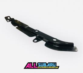 Кронштейн подкрылка передний правый SUBARU Impreza WRX 2007 - 2011