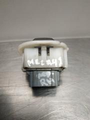 Кнопка стеклоподъемника передняя правая Megane 2 2007 LM2Y 1