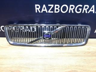 Запчасть решетка радиатора Volvo V70 2006