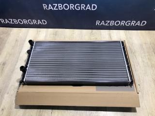 Радиатор охлаждения Volkswagen Passat B4 1.6-2.0 новая