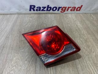 Фонарь внутренний левый Chevrolet Cruze J300 1.8 F18D4 БУ
