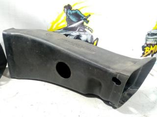 Воздуховоды эМ бампера BMW 3-series E36 COUPE m52b25 Воздуховоды эМ бампера BMW 3-series E36 COUPE m52b25