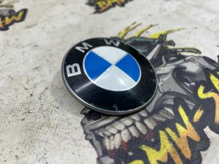Запчасть эмблема BMW 5 1990