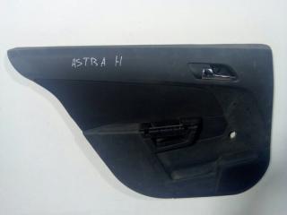 Обшивка двери задняя левая OPEL ASTRA H 2004-2015 L48 13224595 Б/У