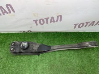 Балка под двс MAZDA TRIBUTE 2000 EPEW YF EC0539800B Б/У