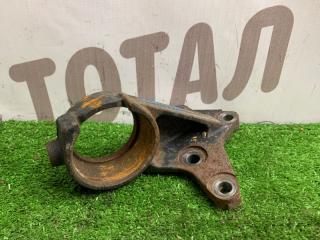 Запчасть кронштейн привода передний правый TOYOTA VITZ 2008