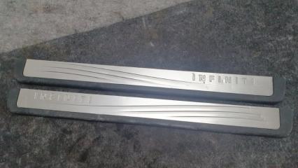 Запчасть накладка на порог передняя Infiniti EX35 2008
