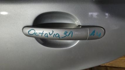 Запчасть ручка двери задняя левая Skoda Octavia 2002
