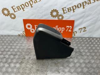 Подлокотник Toyota Auris