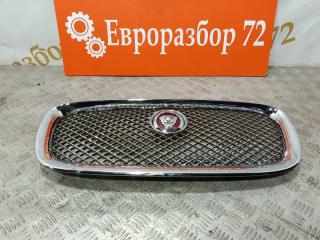 Решетка радиатора Jaguar XF