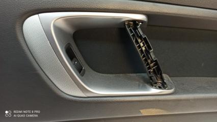 Обшивка двери задняя правая Subaru Legacy BP5 EJ20Y