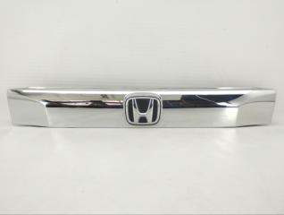 Накладка на дверь багажника задняя Honda N-BOX 2011-2017
