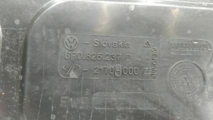 Пыльник двигателя Volkswagen Polo MK5 Пыльник двигателя Volkswagen Polo MK5